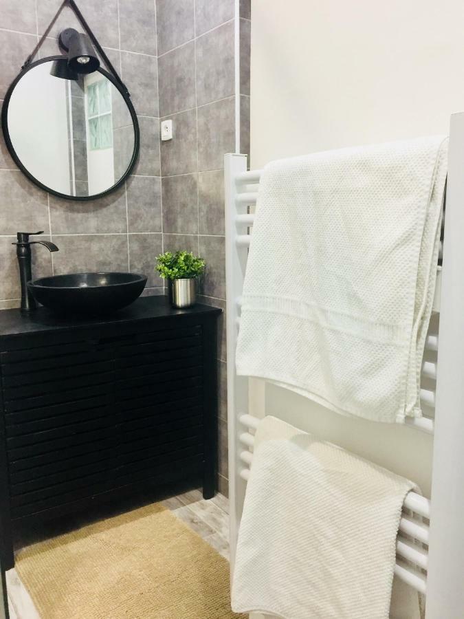 Studio 4 Personnes Avec Piscine, Tennis Διαμέρισμα Ιέρ Εξωτερικό φωτογραφία